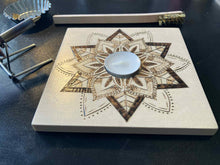 Charger l'image dans la galerie, Recevez-moi dans vos locaux — ateliers de pyrogravure sur place