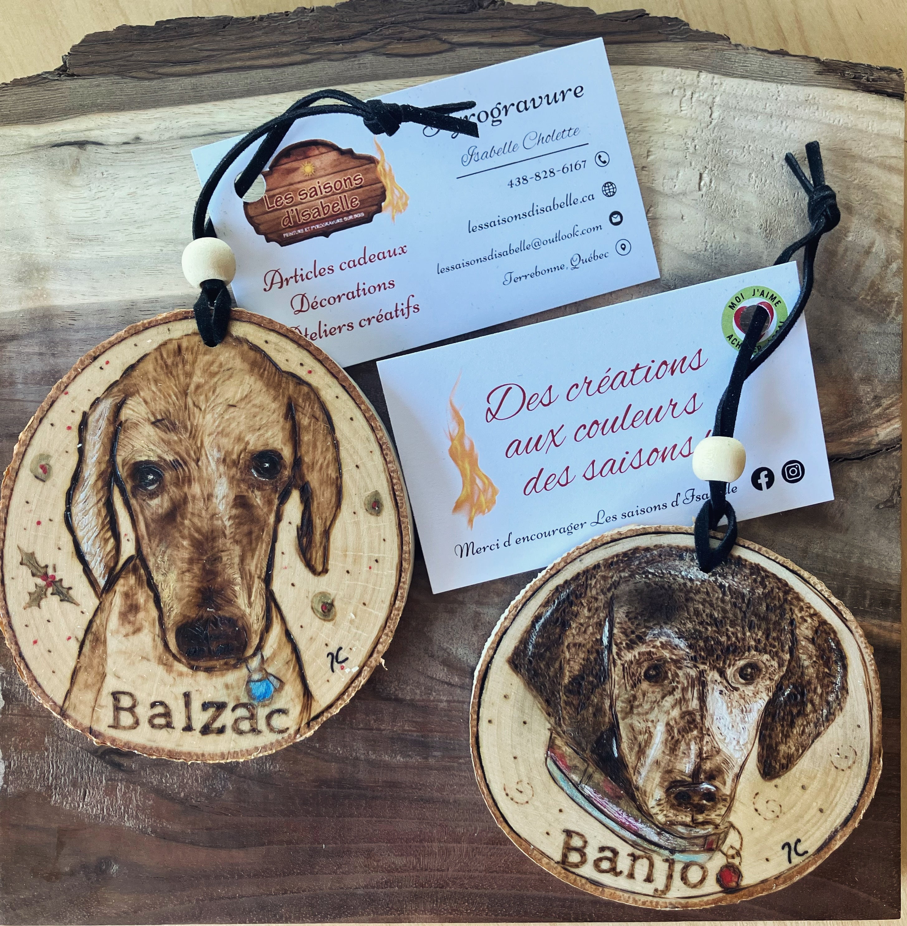 Ornement de ton fidèle compagnon — pyrogravure sur bois (personnalisé)