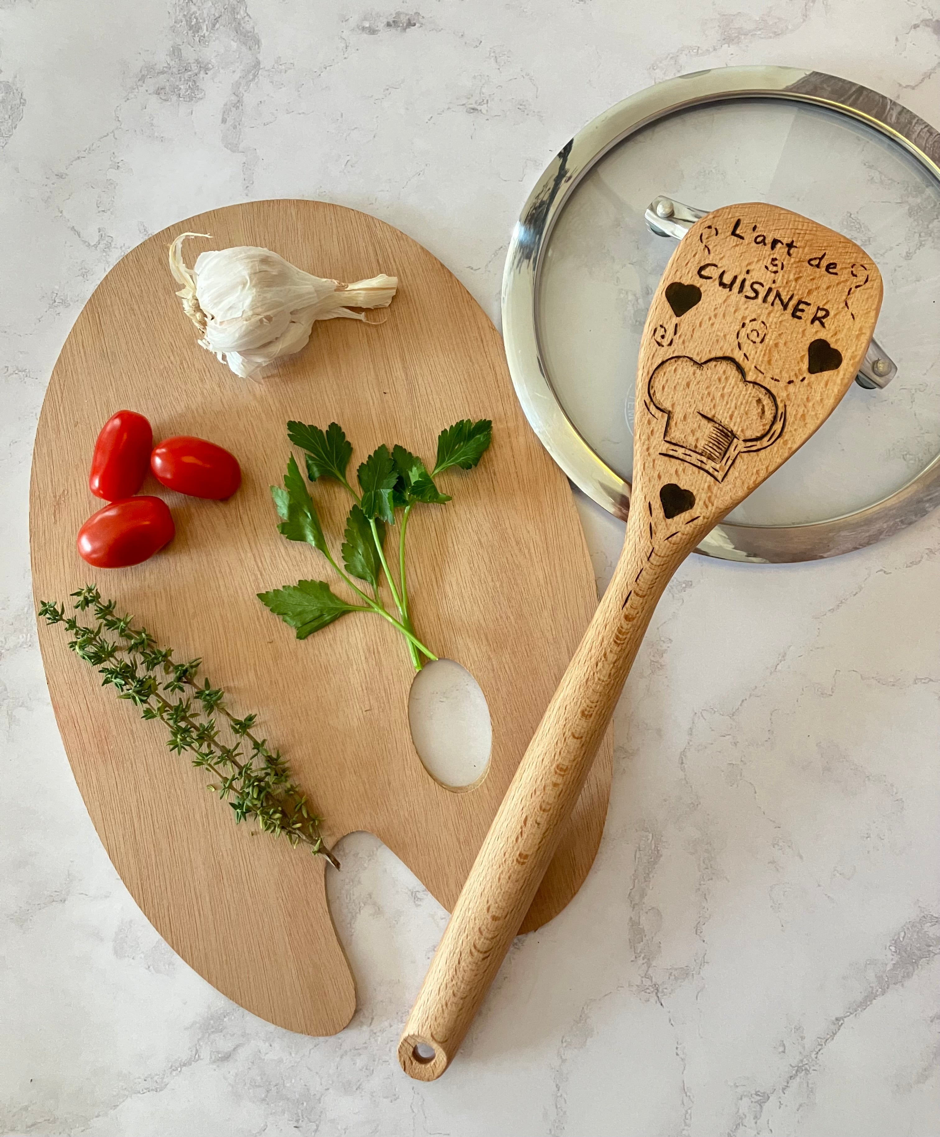 Cuillère de bois en hêtre — pyrogravure délicate + option personnalisée