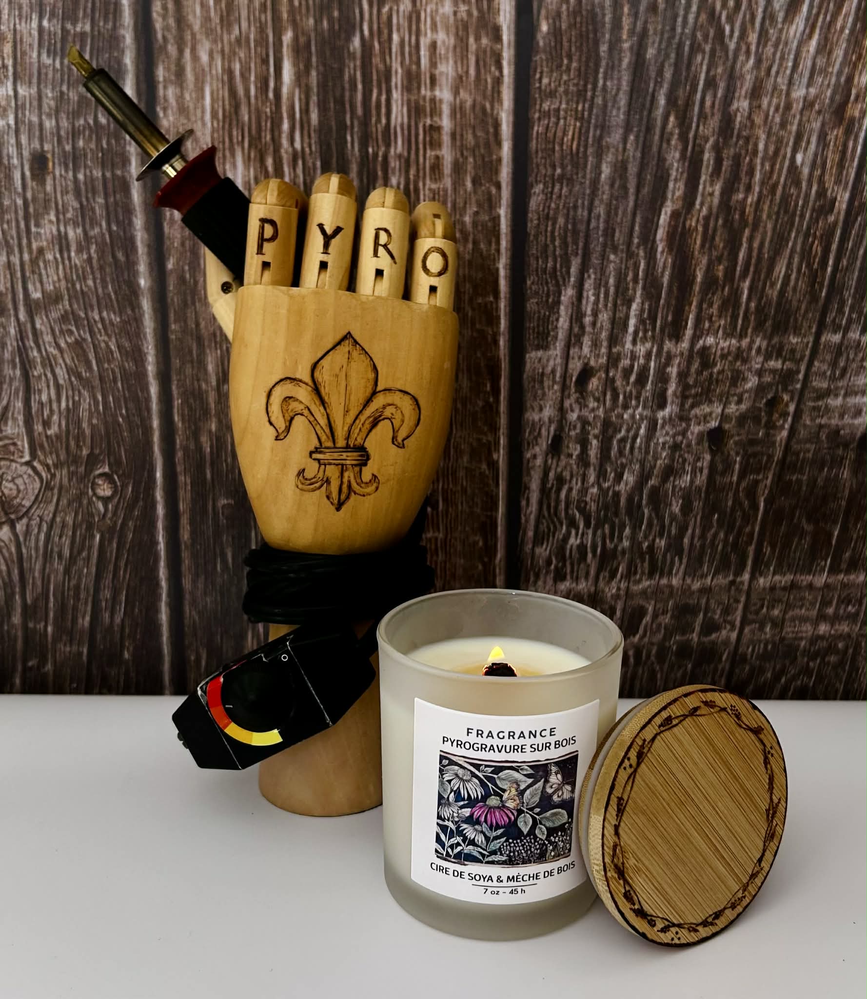 Chandelle PYROGRAVURE SUR BOIS
