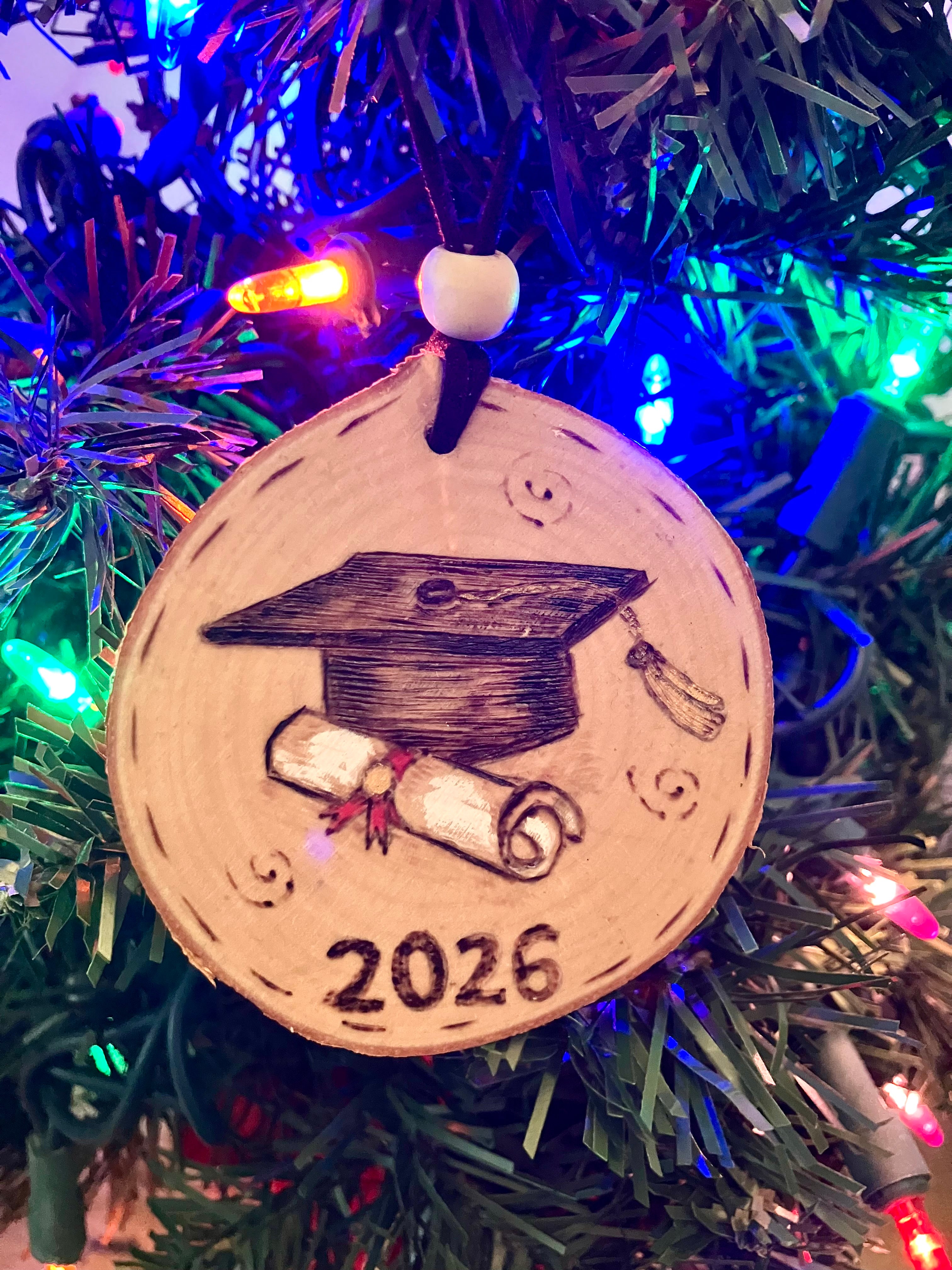 Mon premier Noël — ornement en bois pyrogravé (personnalisé)